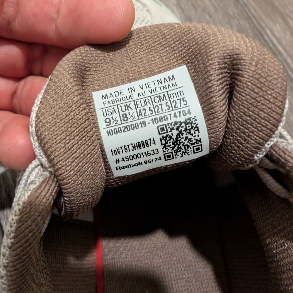 Reebok Nano 2.0 - Ash Color - Like New - Picture 6 of 6